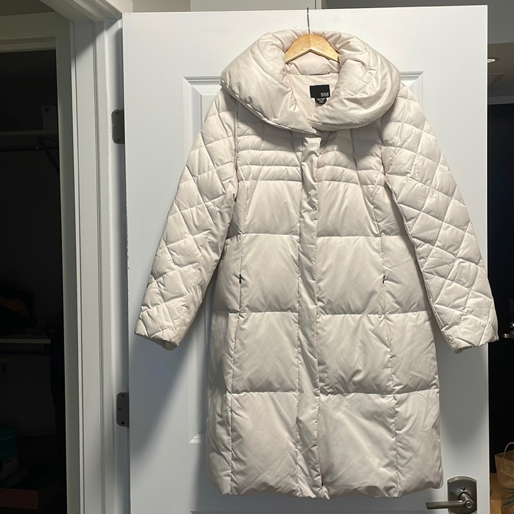 a.n.a Off White Puffer Coat
